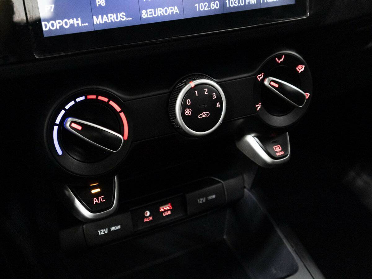 Купить Kia Rio X-Line, 2018, 65 331 км, фото №18