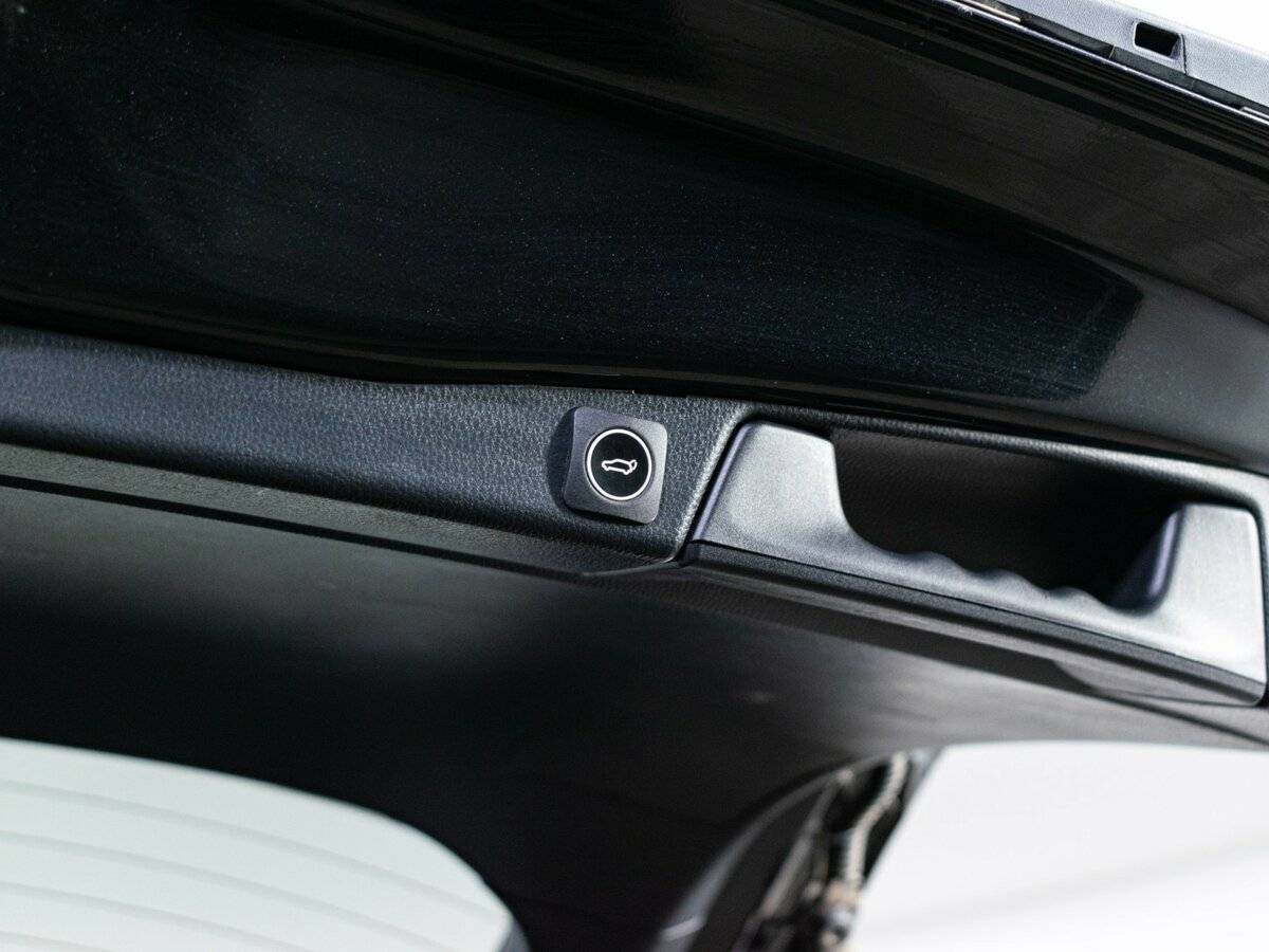 Купить Toyota RAV4, 2023, 14 000 км, фото №10