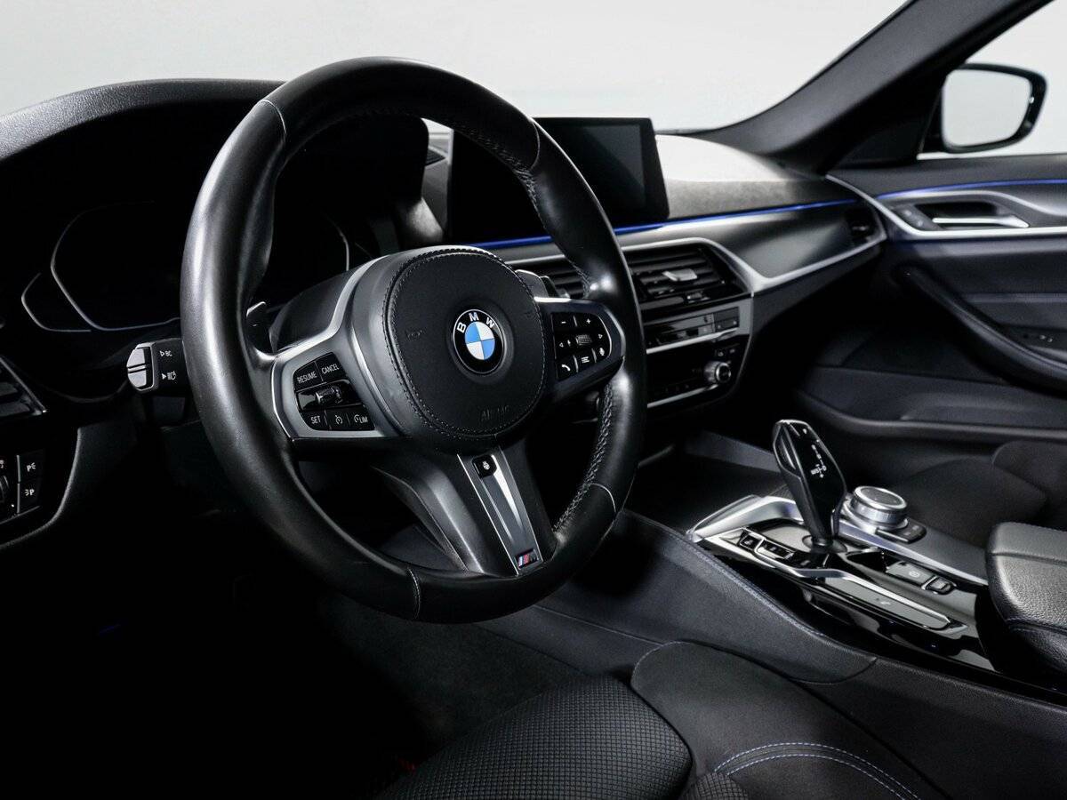 Купить BMW 5 серии 520d xDrive, 2020, 105 000 км, фото №14