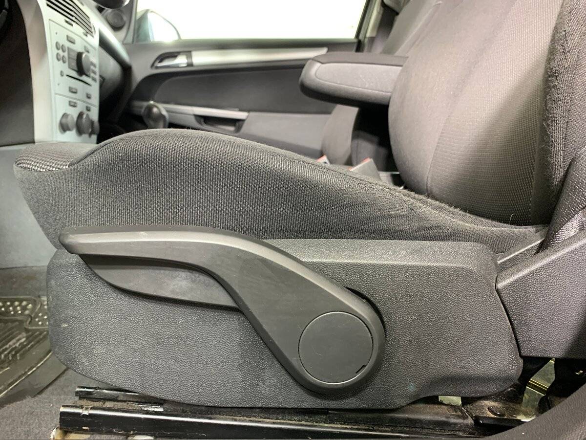 Купить Opel Astra, 2010, 156 634 км, фото №16