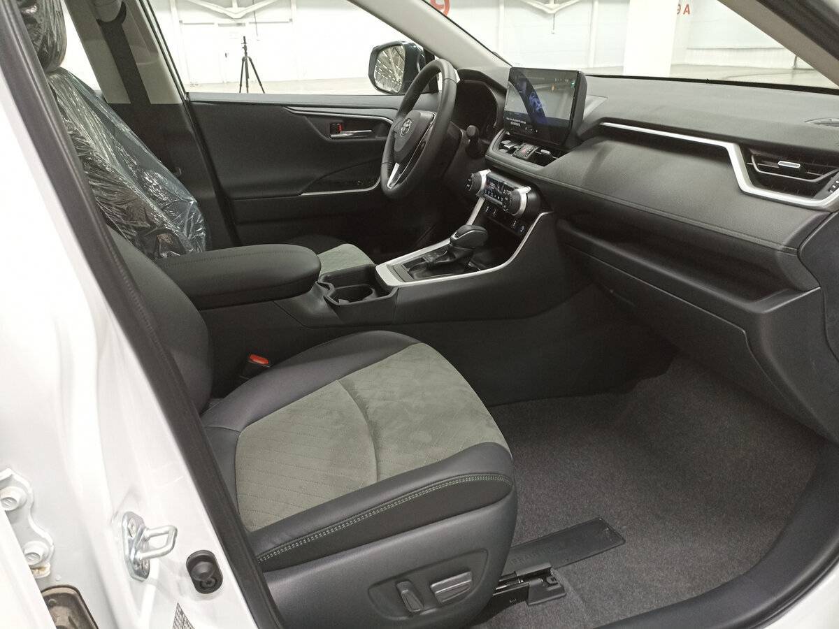 Купить Toyota RAV4, 2024, 31 км, фото №11