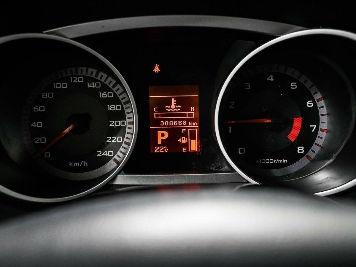 Купить Mitsubishi Outlander, 2008, 300 665 км, фото №10