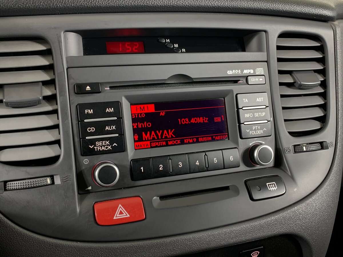 Купить Kia Rio, 2010, 185 000 км, фото №15