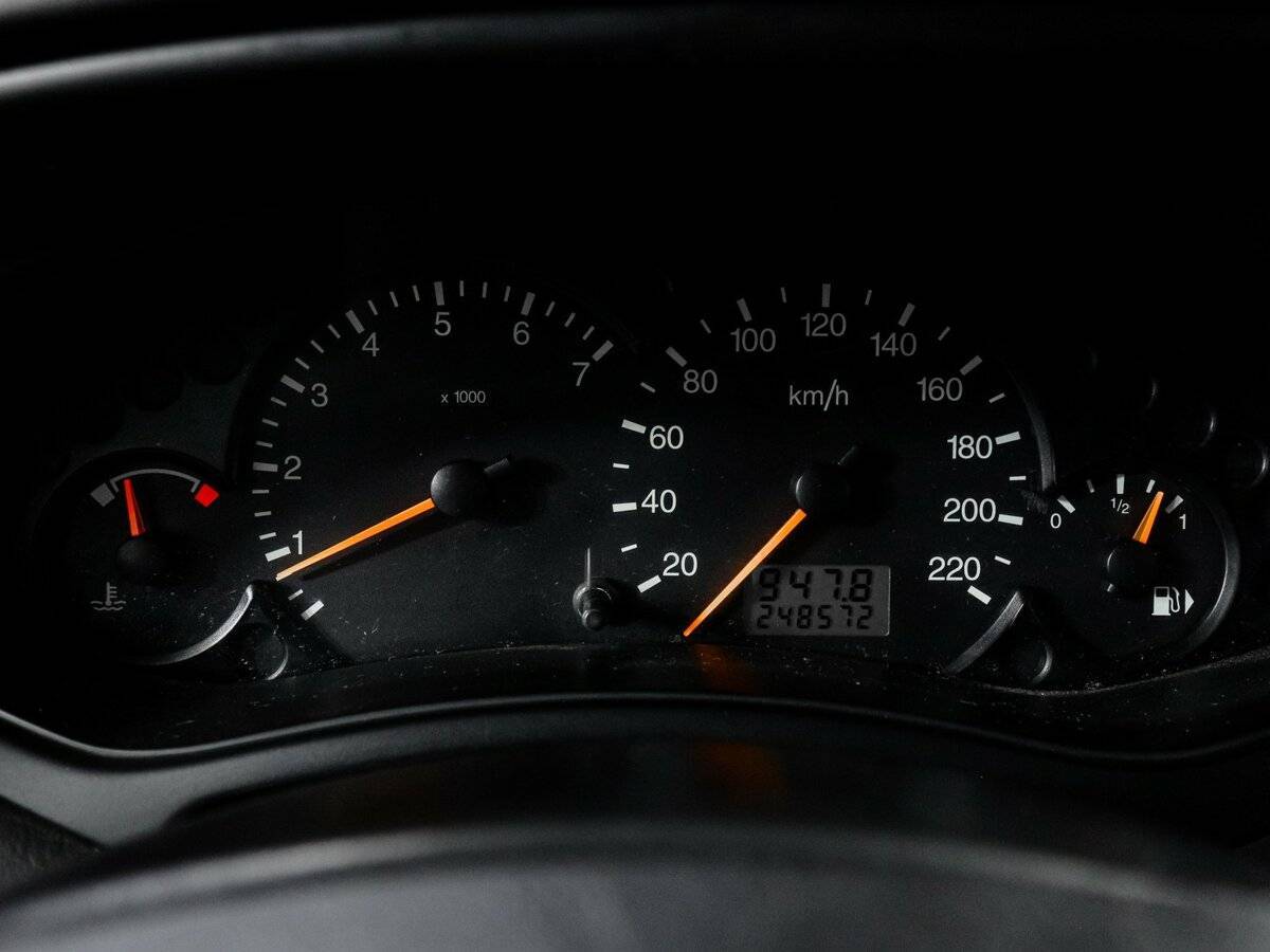 Купить Ford Focus, 2004, 248 570 км, фото №11