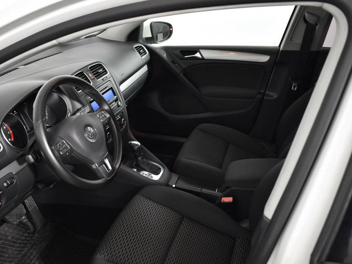 Купить Volkswagen Golf, 2010, 147 505 км, фото №9