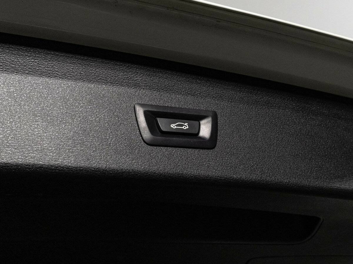 Купить BMW X1 18i sDrive, 2019, 59 009 км, фото №16