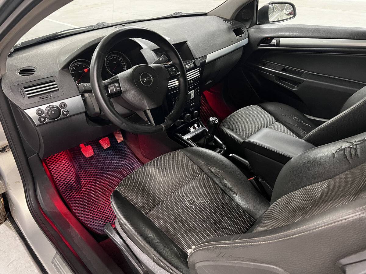 Купить Opel Astra GTC, 2008, 256 520 км, фото №16