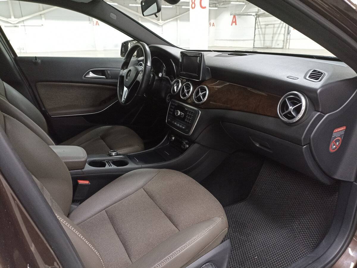 Купить Mercedes-Benz GLA 200, 2015, 128 501 км, фото №11