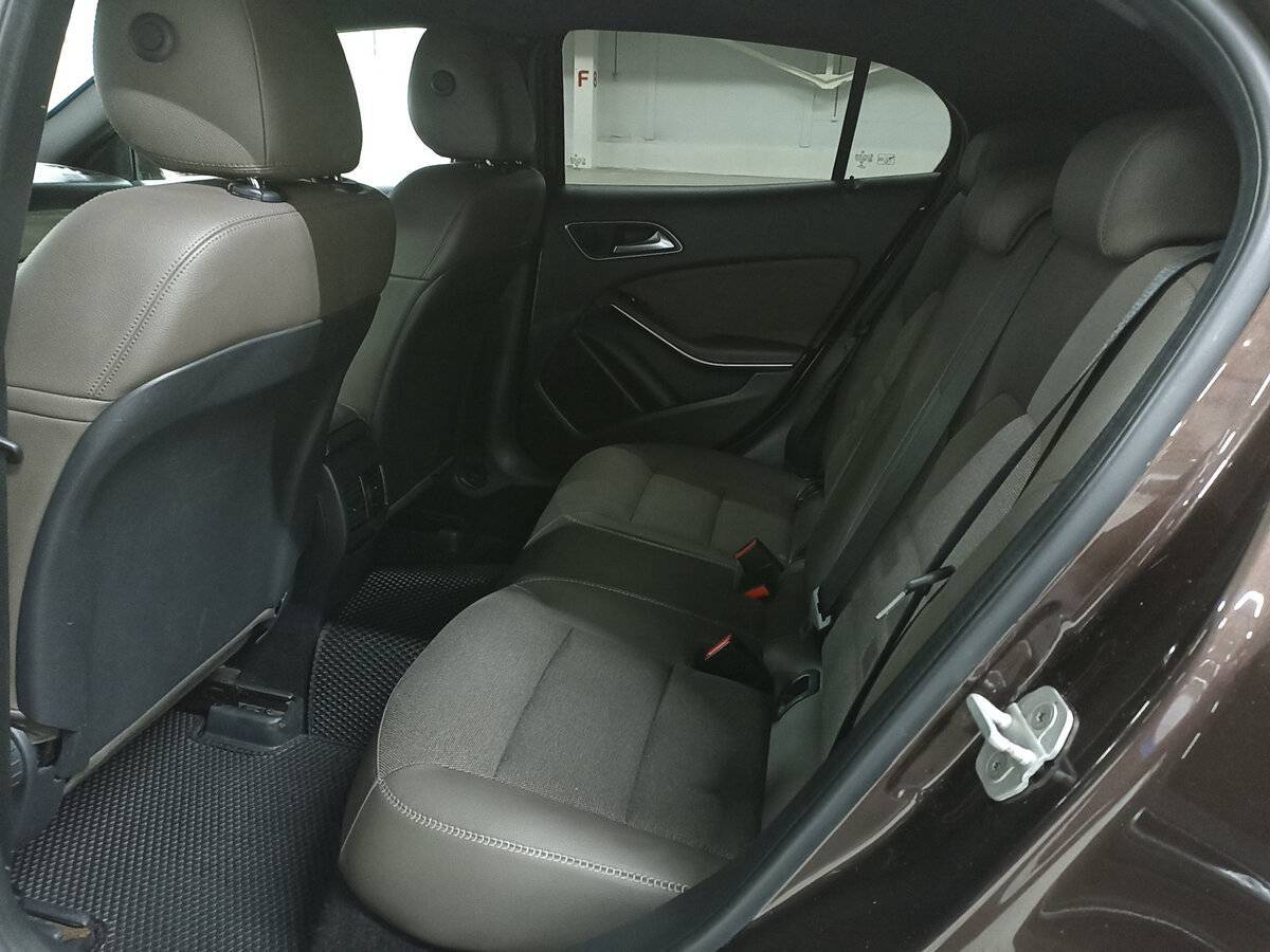 Купить Mercedes-Benz GLA 200, 2015, 128 501 км, фото №12