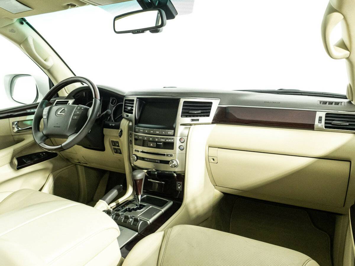 Купить Lexus LX 570, 2013, 99 939 км, фото №9