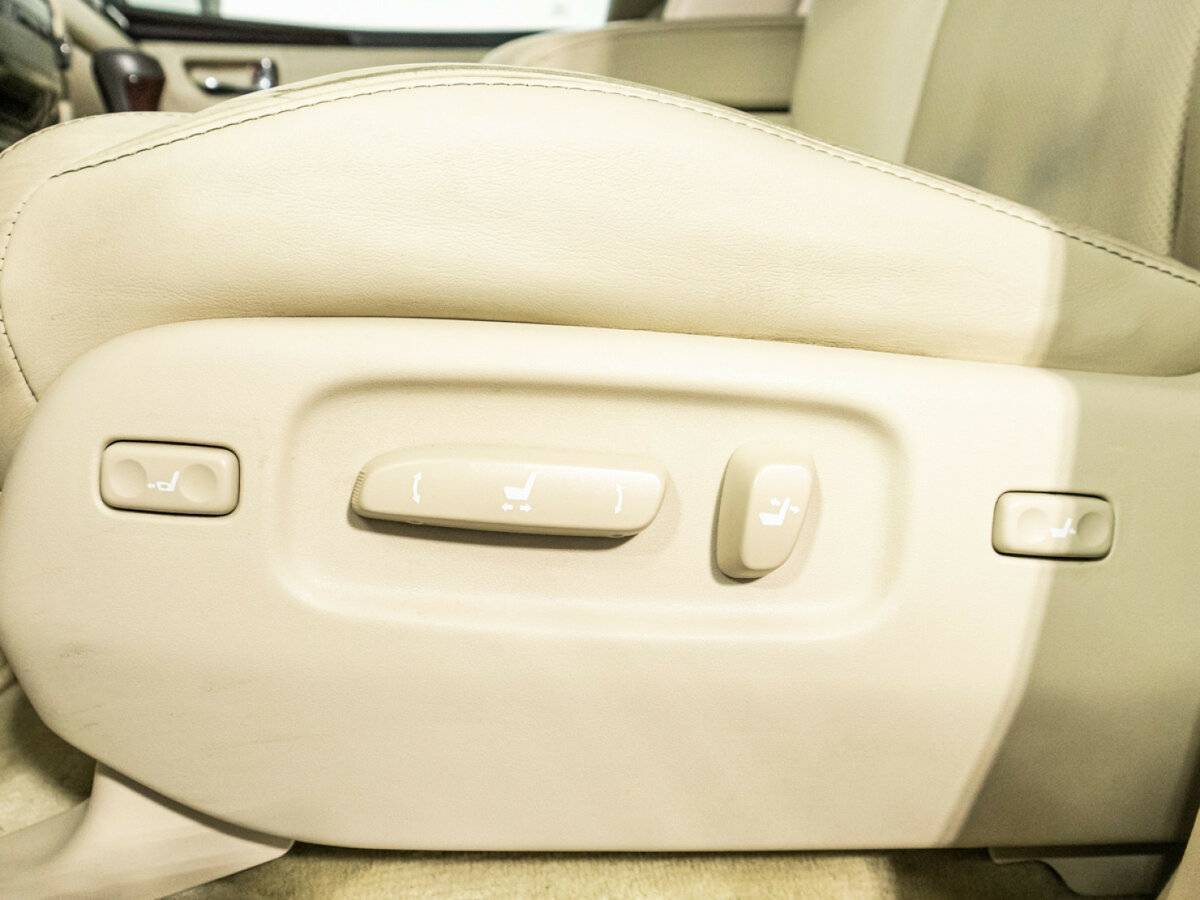 Купить Lexus LX 570, 2013, 99 939 км, фото №18