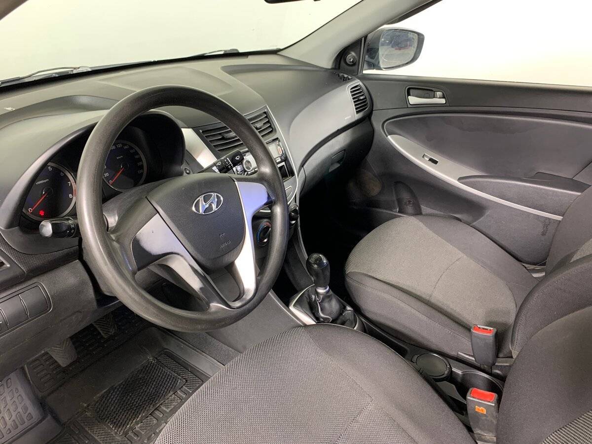 Купить Hyundai Solaris, 2011, 455 435 км, фото №11