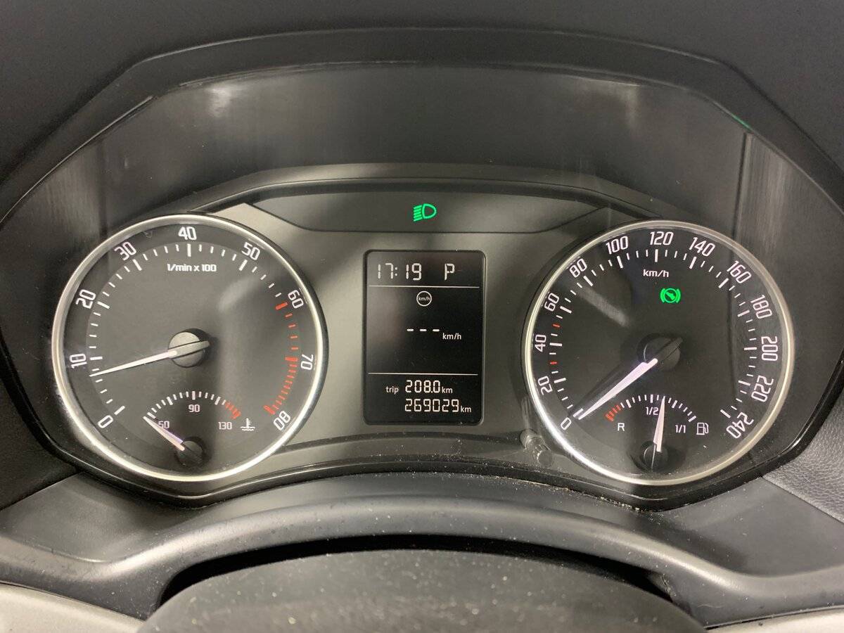 Купить Skoda Octavia, 2011, 269 000 км, фото №14