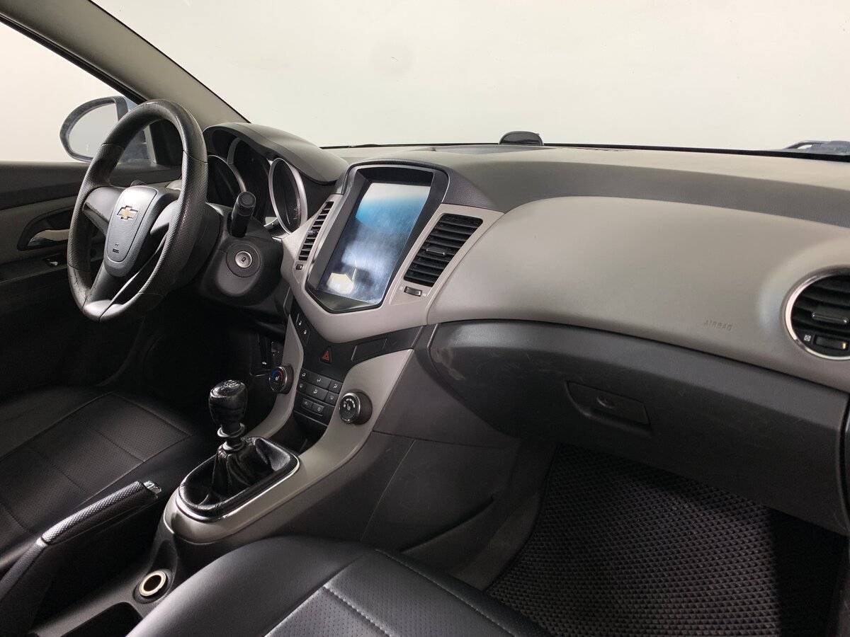 Купить Chevrolet Cruze, 2010, 191 985 км, фото №13