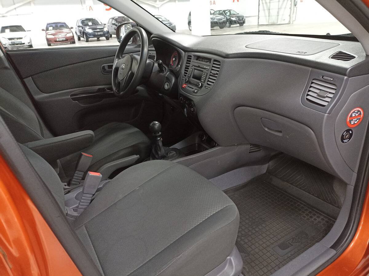 Купить Kia Rio, 2011, 127 924 км, фото №11