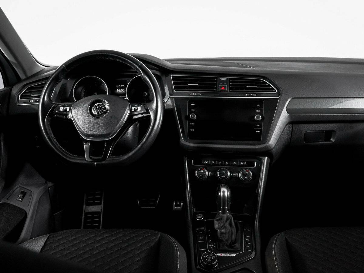 Купить Volkswagen Tiguan, 2018, 63 742 км, фото №12