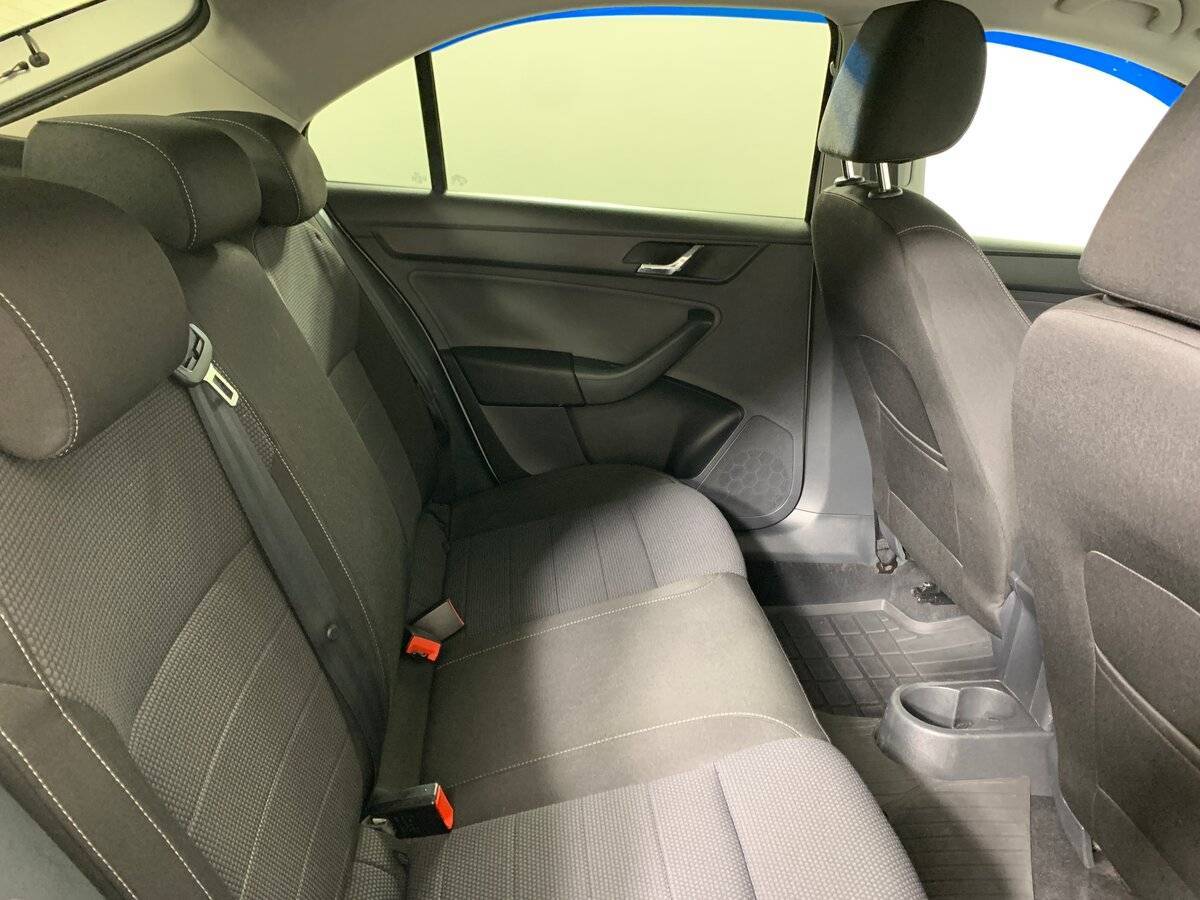 Купить Skoda Rapid, 2015, 170 380 км, фото №17