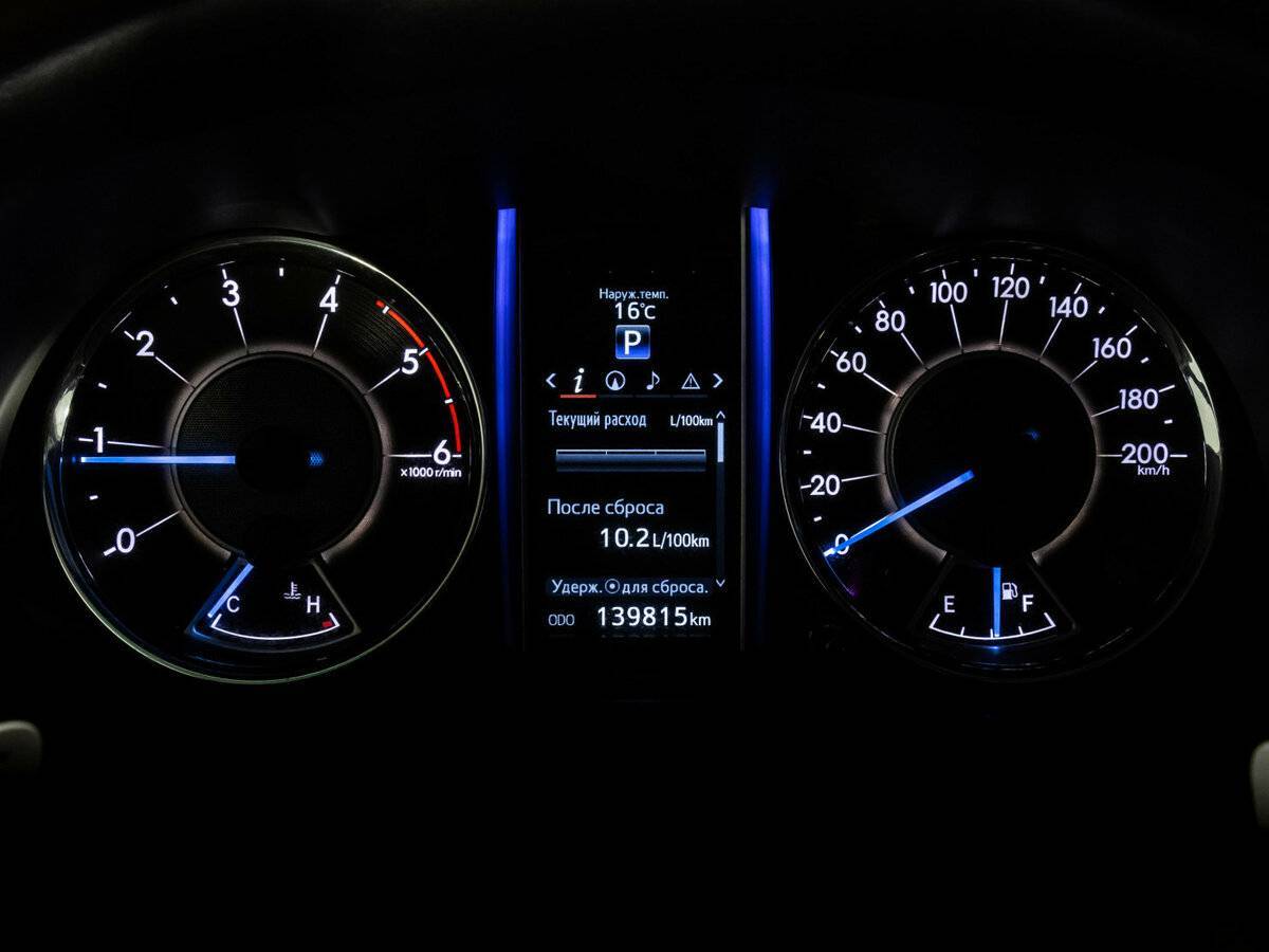 Купить Toyota Fortuner, 2018, 139 668 км, фото №25