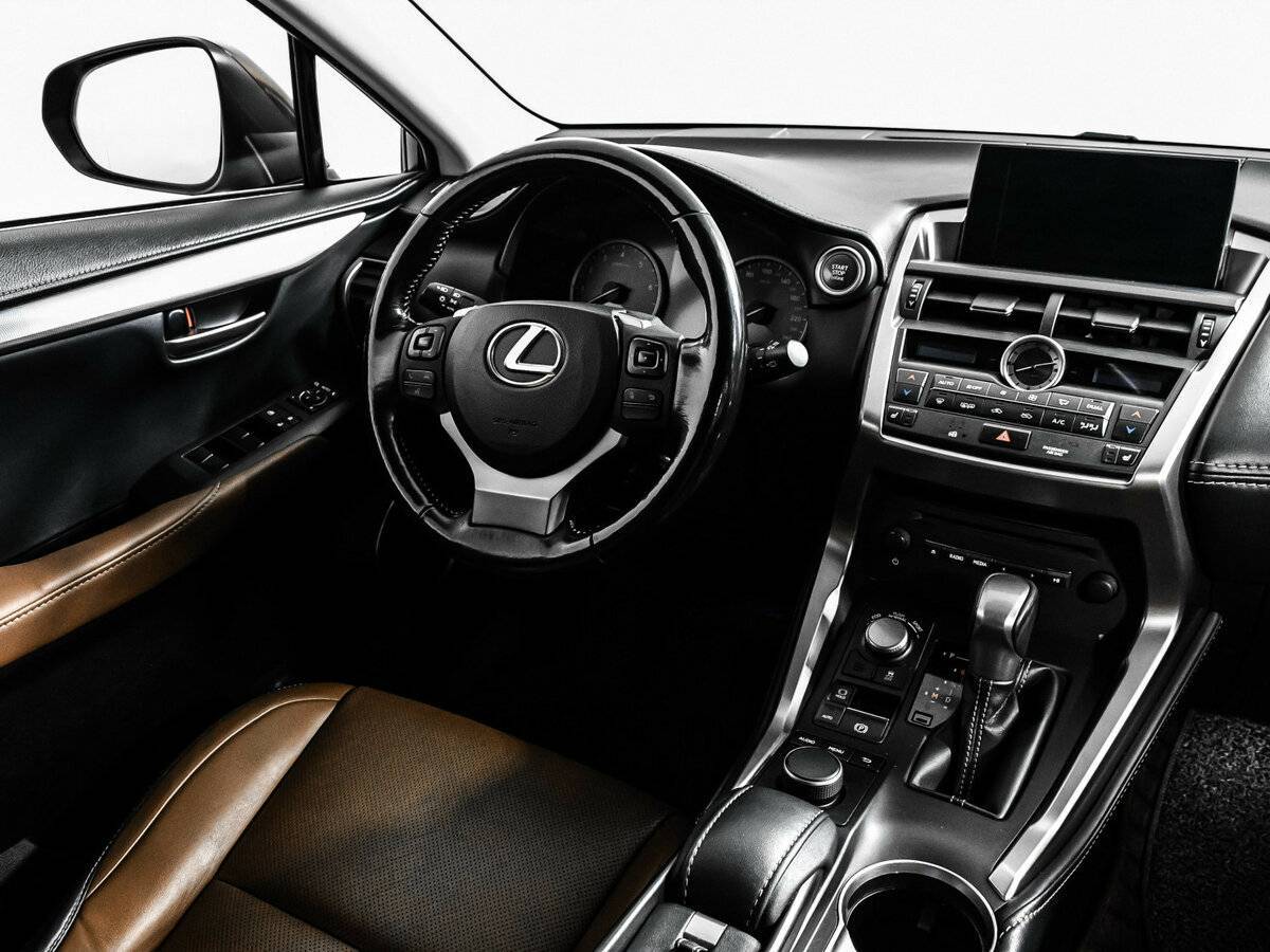 Купить Lexus NX 200t, 2016, 129 000 км, фото №9