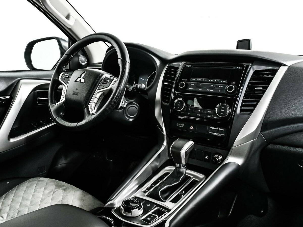 Купить Mitsubishi Pajero Sport, 2018, 53 004 км, фото №9