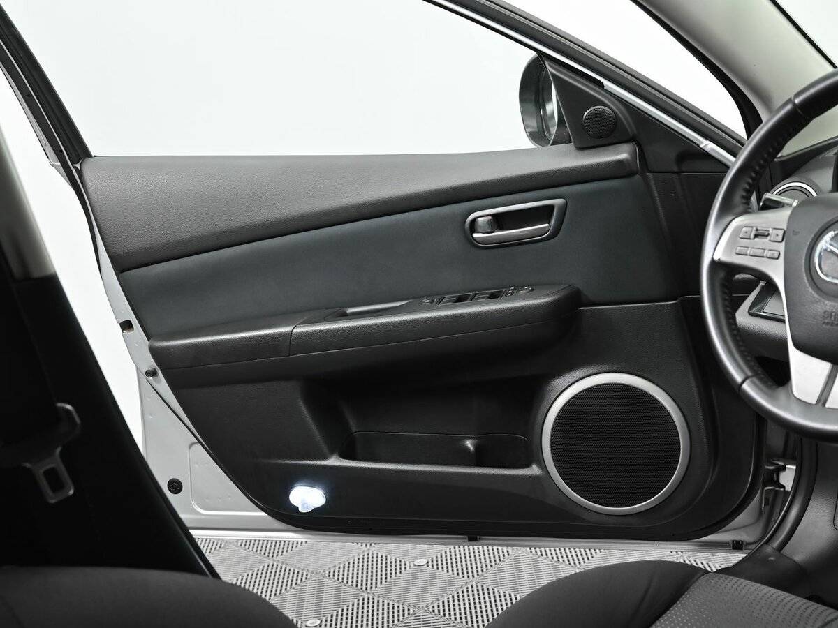 Купить Mazda 6, 2008, 165 000 км, фото №7
