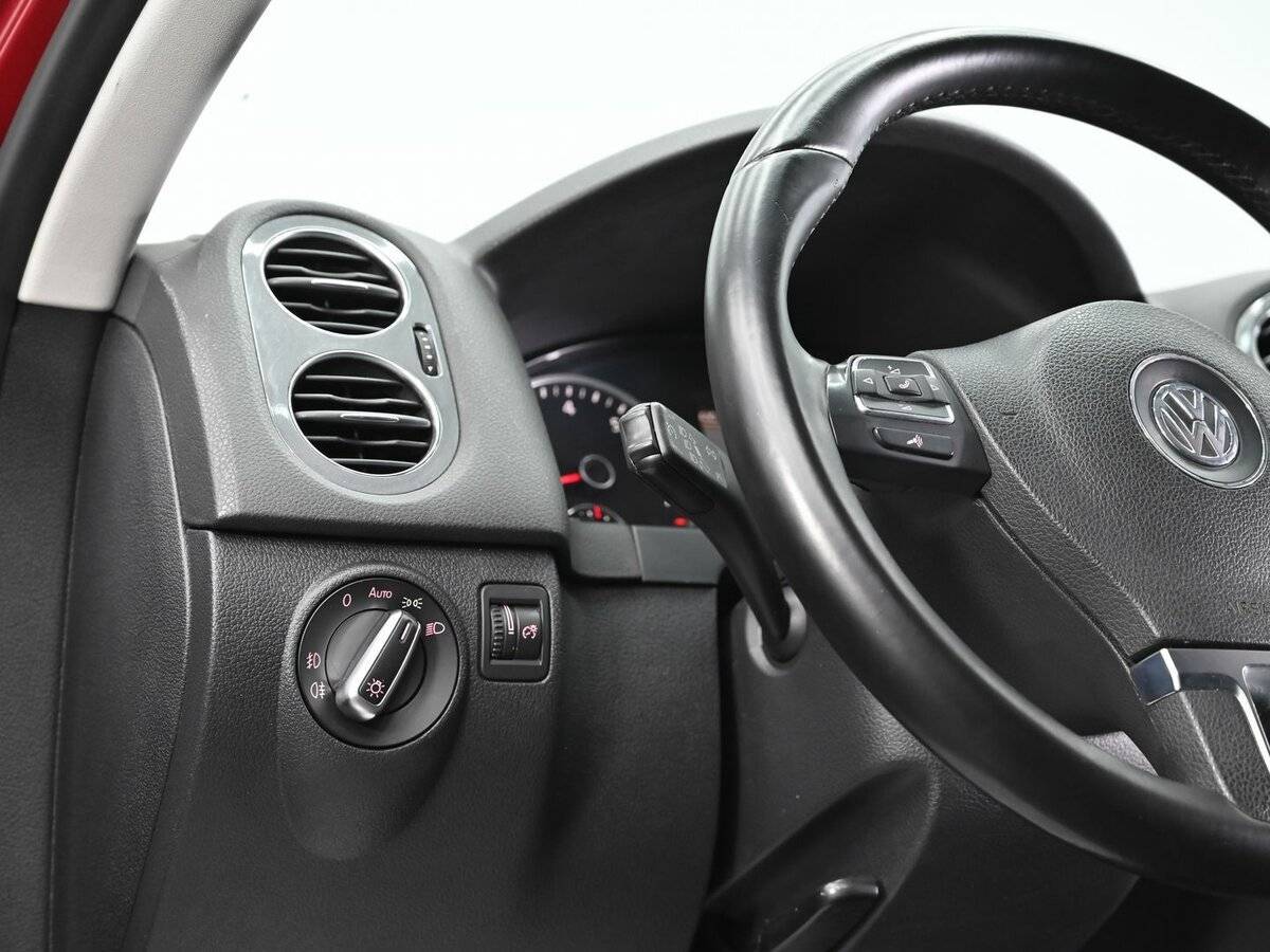 Купить Volkswagen Tiguan, 2011, 176 000 км, фото №9