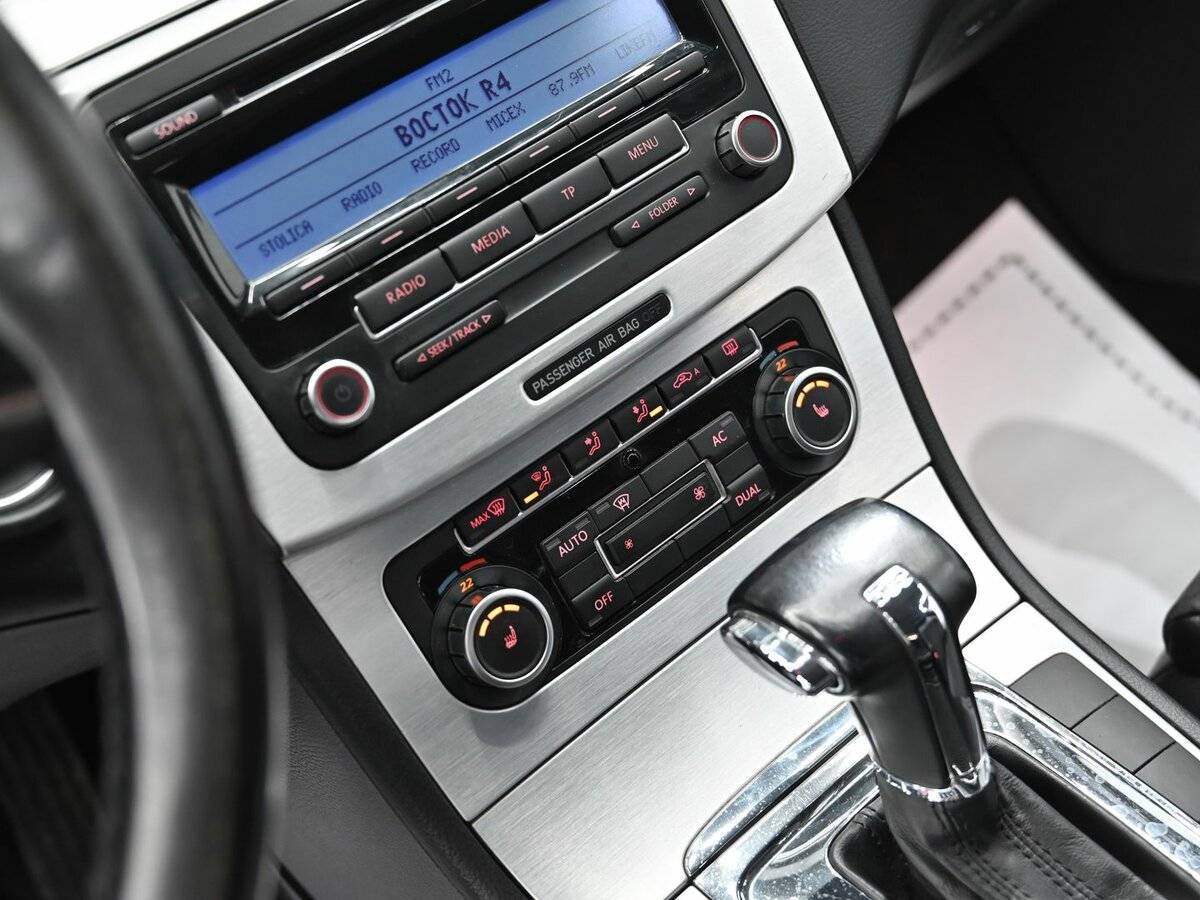 Купить Volkswagen Passat, 2010, 186 000 км, фото №8