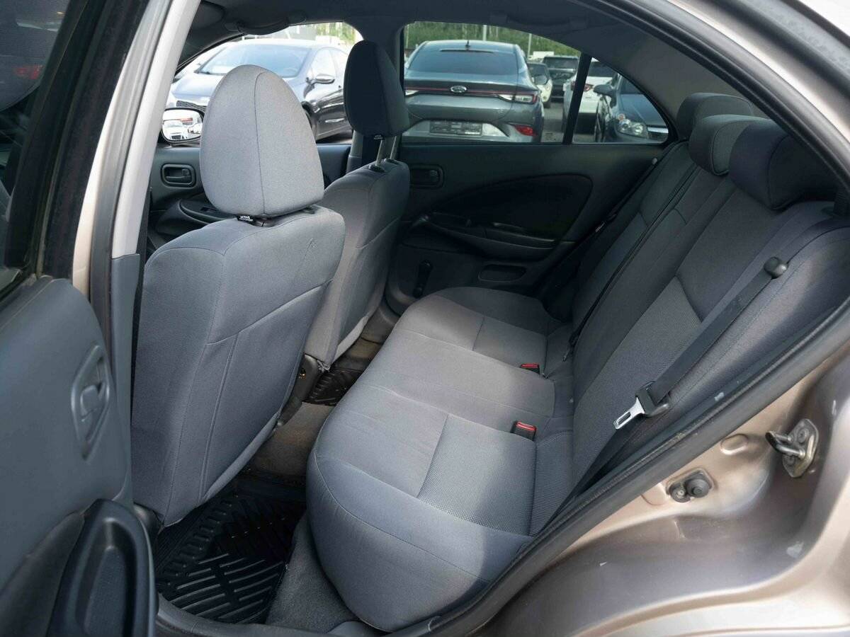 Купить Nissan Almera, 2004, 273 322 км, фото №8