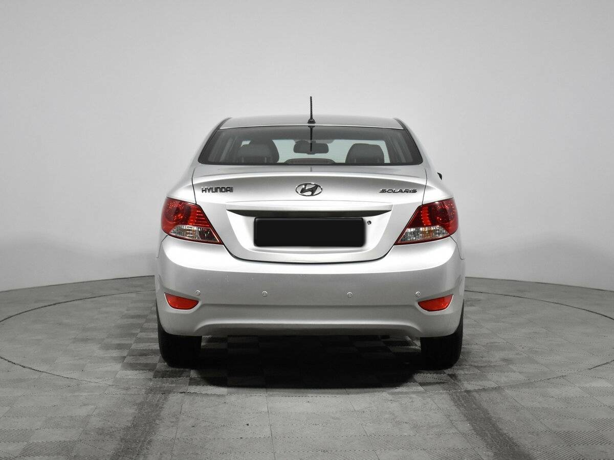 Купить Hyundai Solaris, 2011, 123 914 км, фото №6
