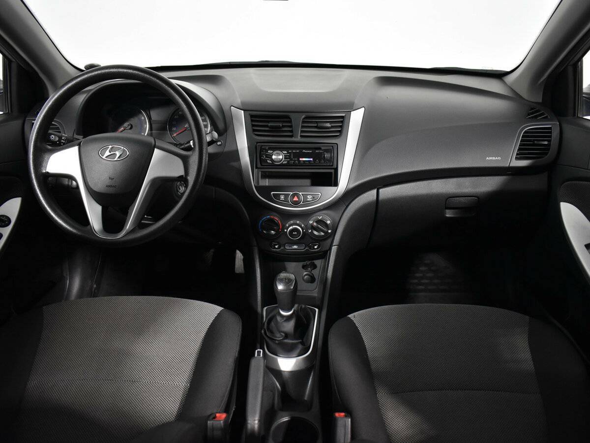 Купить Hyundai Solaris, 2011, 123 914 км, фото №11