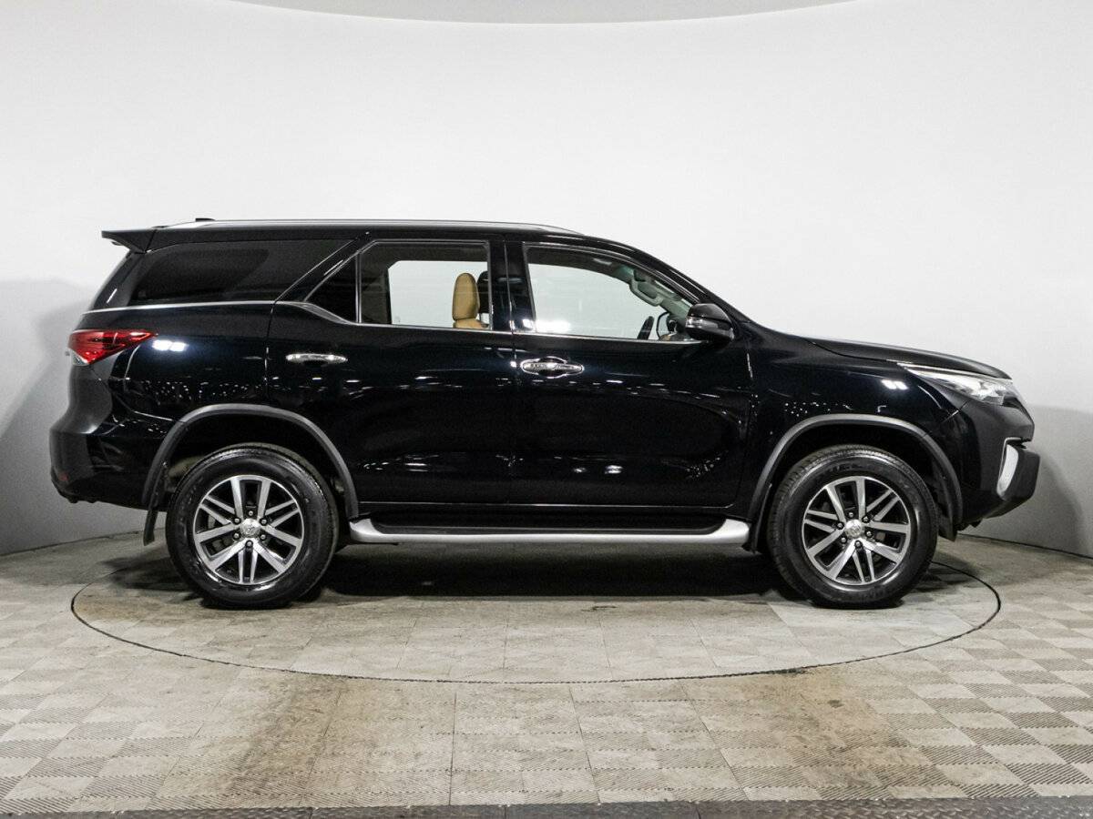 Купить Toyota Fortuner, 2019, 113 061 км, фото №4
