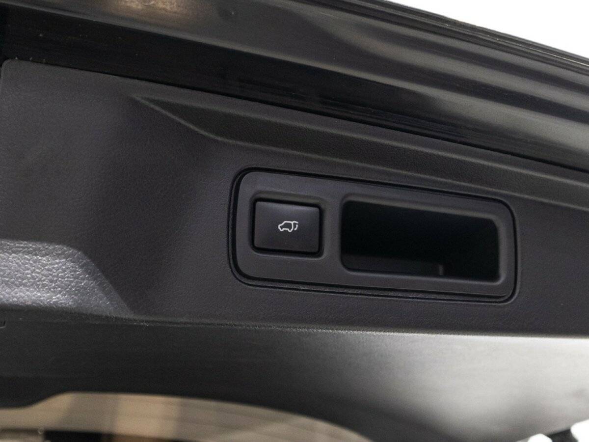 Купить Toyota Fortuner, 2019, 113 061 км, фото №16