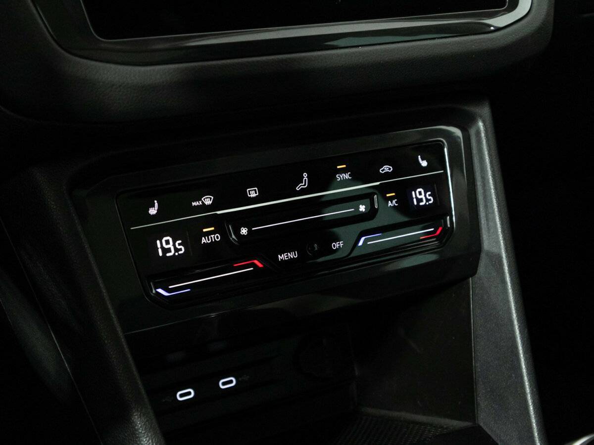 Купить Volkswagen Tiguan, 2022, 62 269 км, фото №22