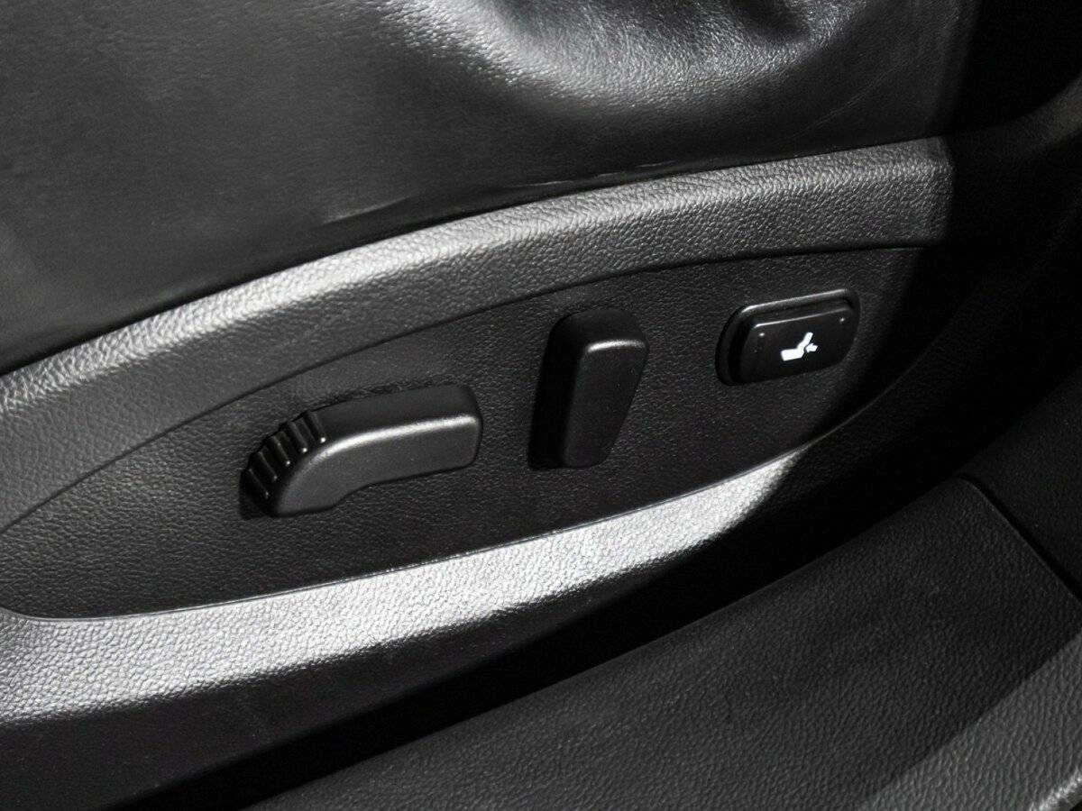 Купить Infiniti QX70, 2014, 228 421 км, фото №17