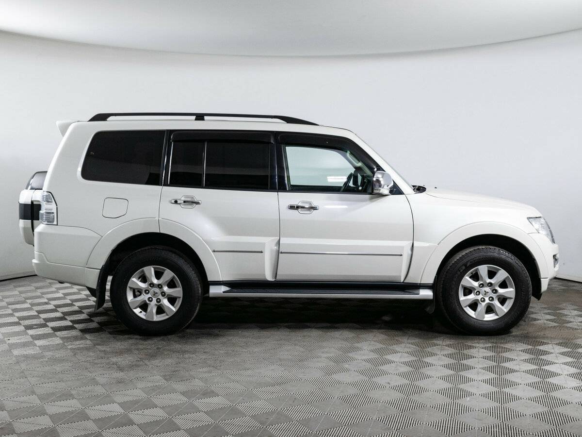 Купить Mitsubishi Pajero, 2021, 56 000 км, фото №4