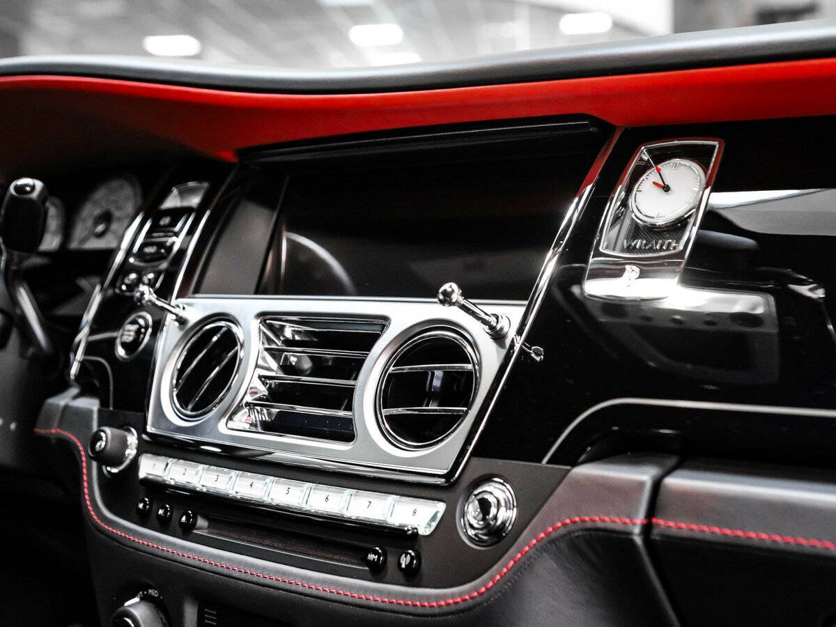 Купить Rolls-Royce Wraith, 2018, 14 313 км, фото №24