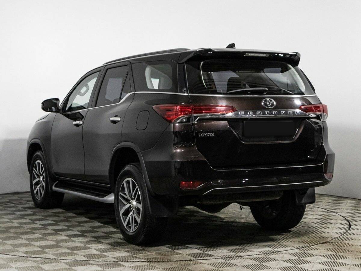 Купить Toyota Fortuner, 2017, 72 296 км, фото №7