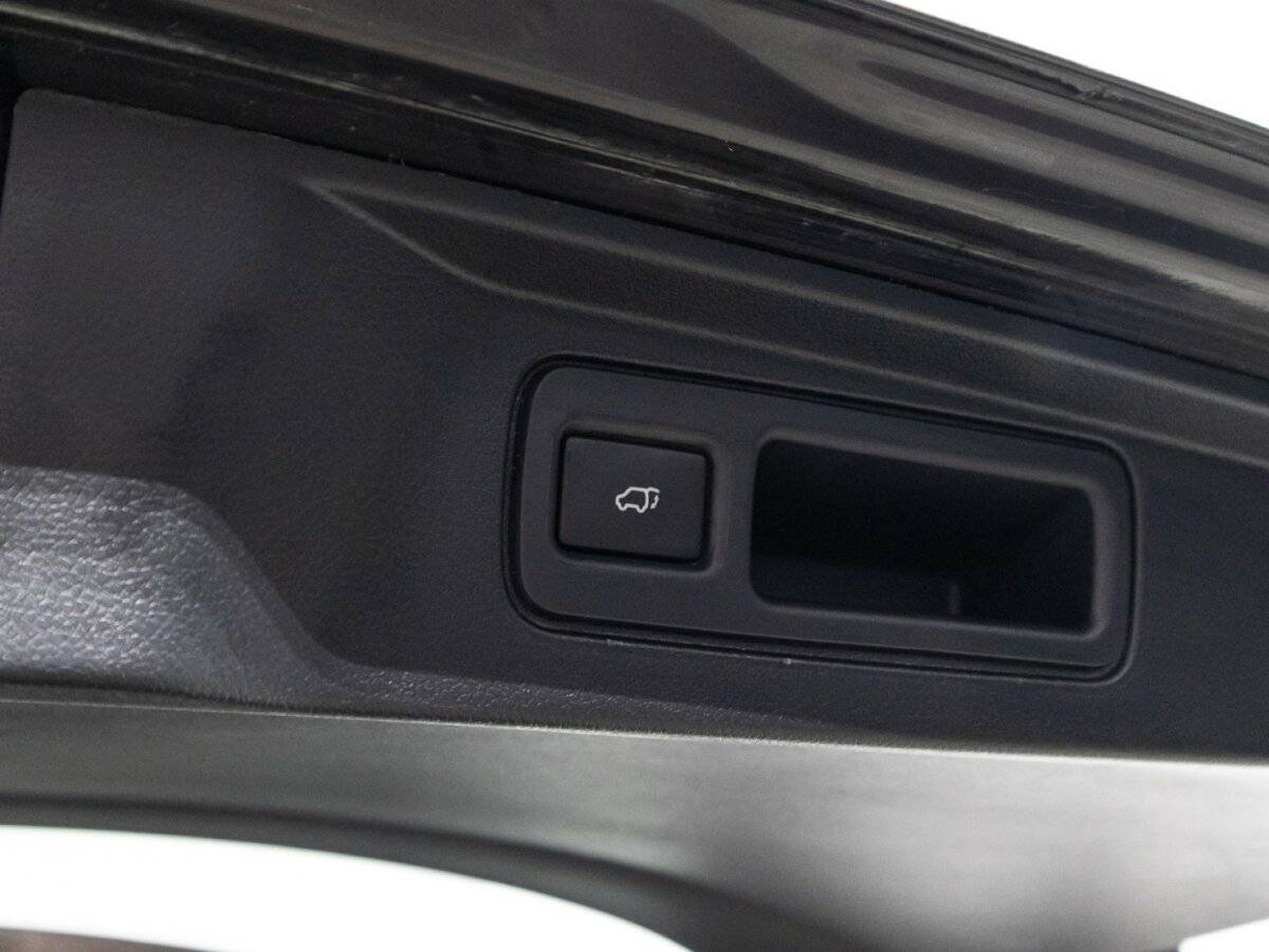 Купить Toyota Fortuner, 2017, 72 296 км, фото №15