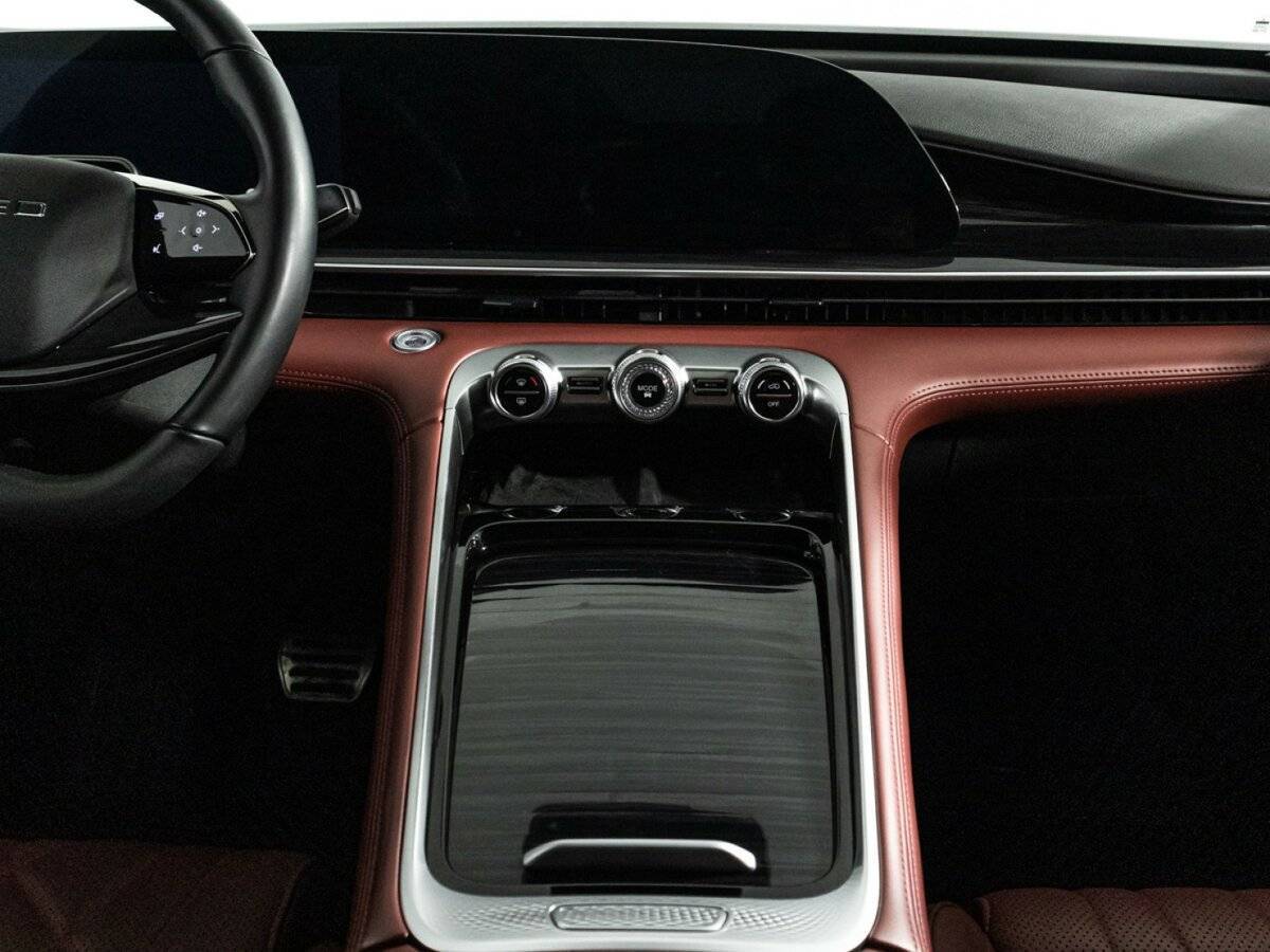 Купить Exeed RX, 2023, 25 400 км, фото №14