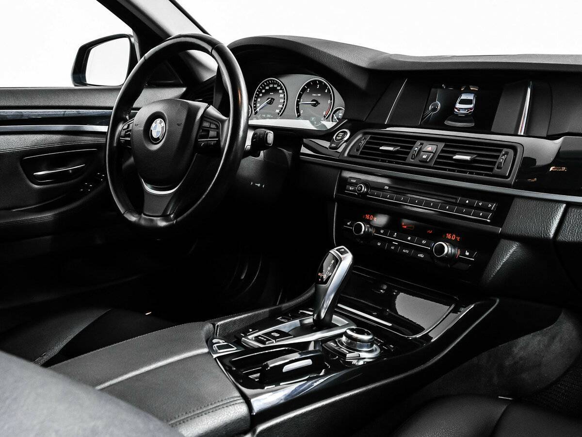 Купить BMW 5 серии 520d, 2016, 99 006 км, фото №9