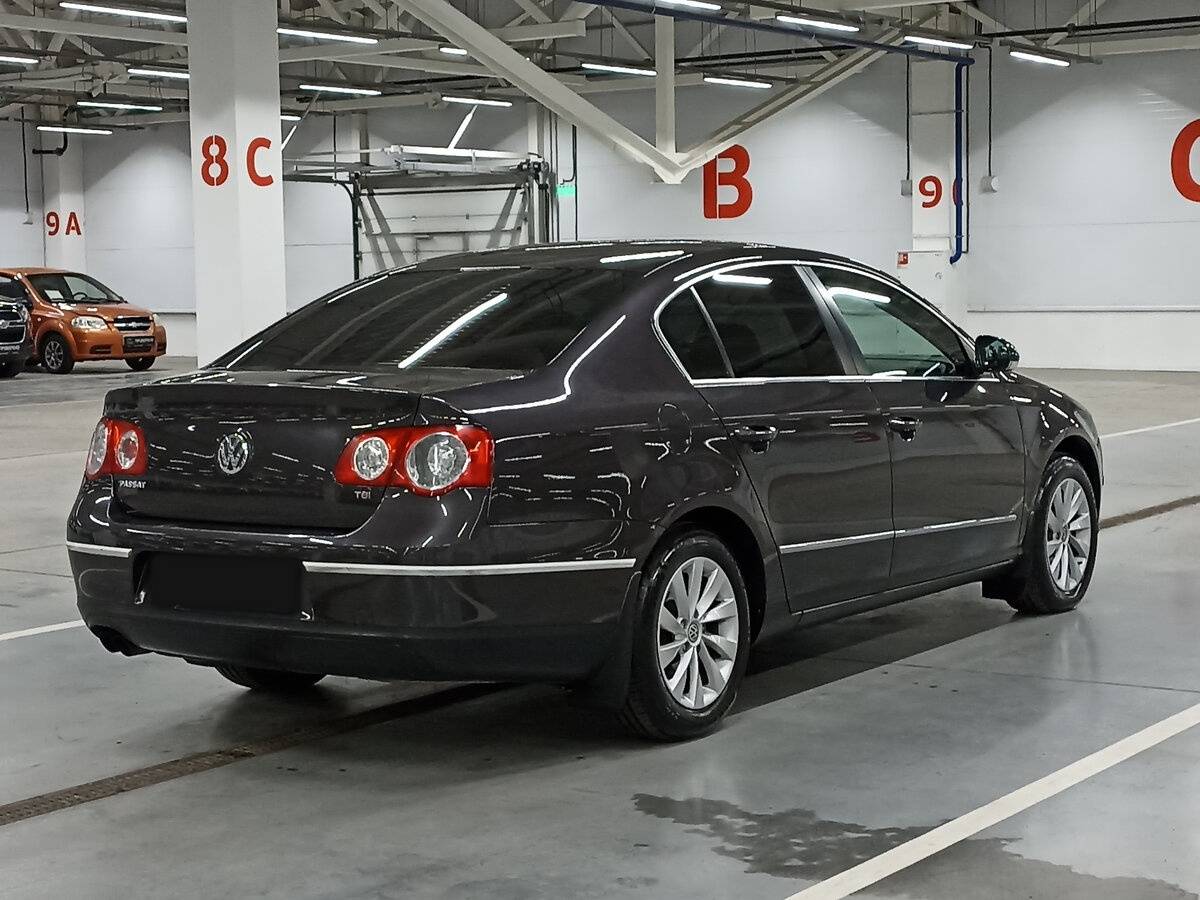 Купить Volkswagen Passat, 2010, 150 956 км, фото №5
