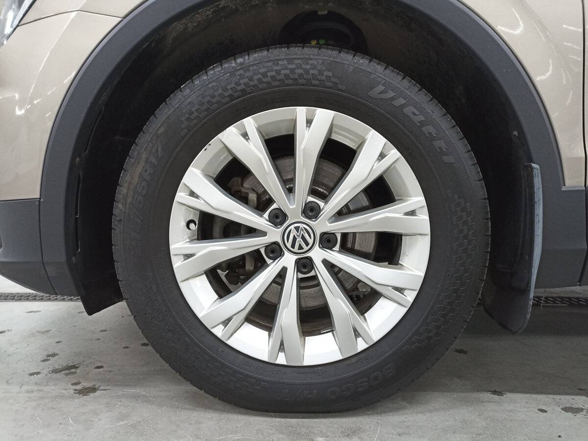 Купить Volkswagen Tiguan, 2017, 203 201 км, фото №18
