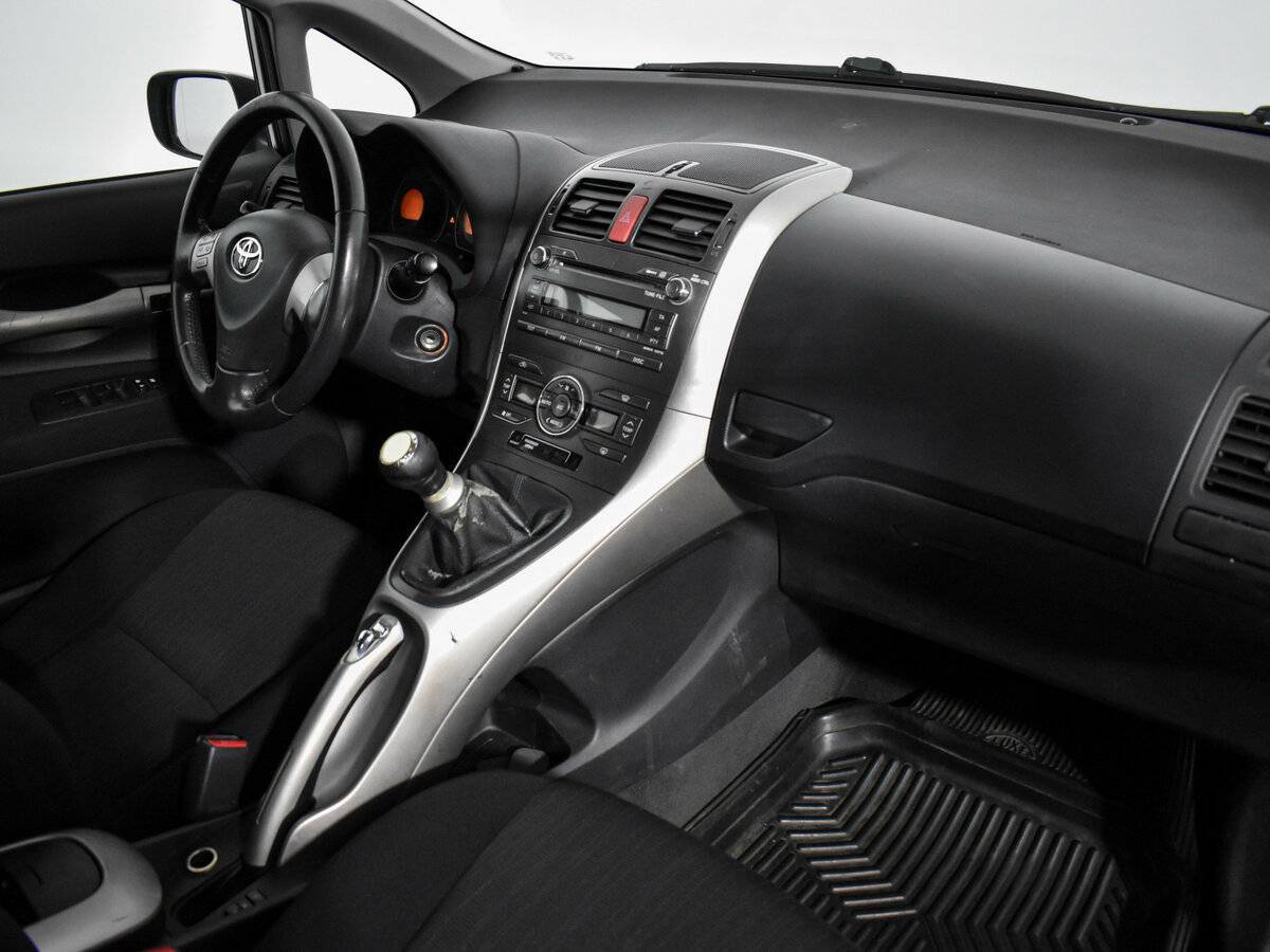 Купить Toyota Auris, 2008, 185 091 км, фото №11