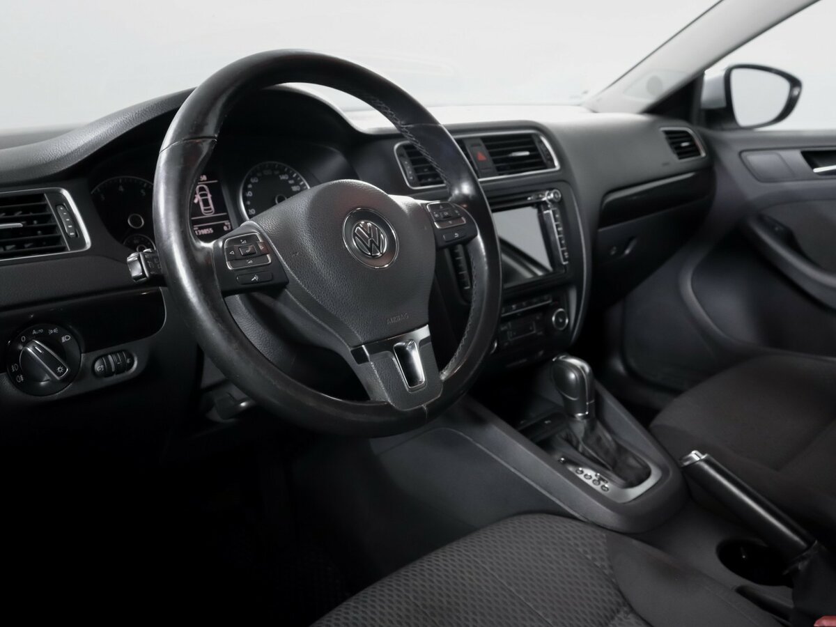 Купить Volkswagen Jetta VI, 2011, 139 853 км, фото №10