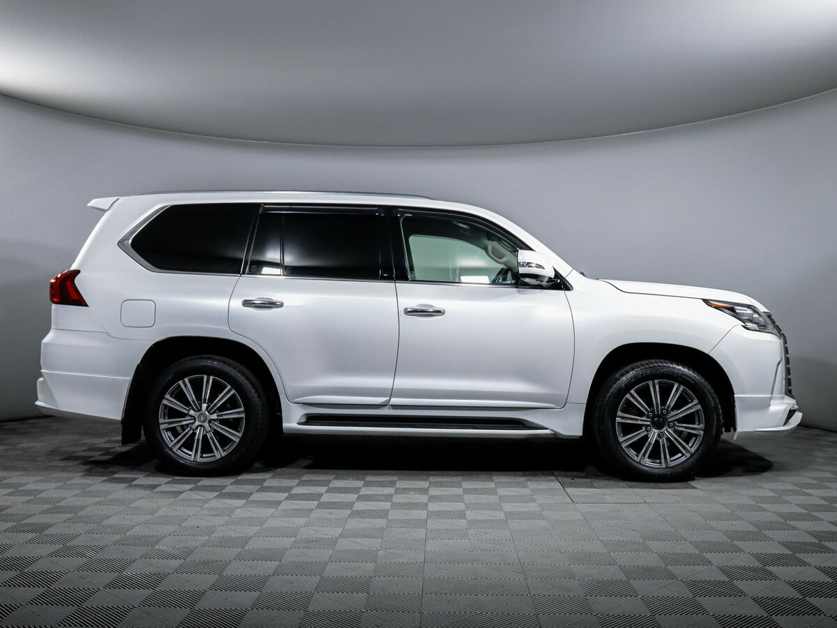 Купить Lexus LX 450d III Рестайлинг 2, 2015, 138 324 км, фото №4