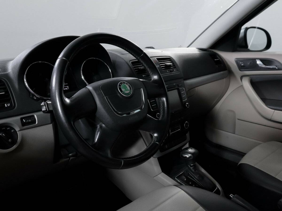 Купить Skoda Yeti I, 2011, 152 859 км, фото №11