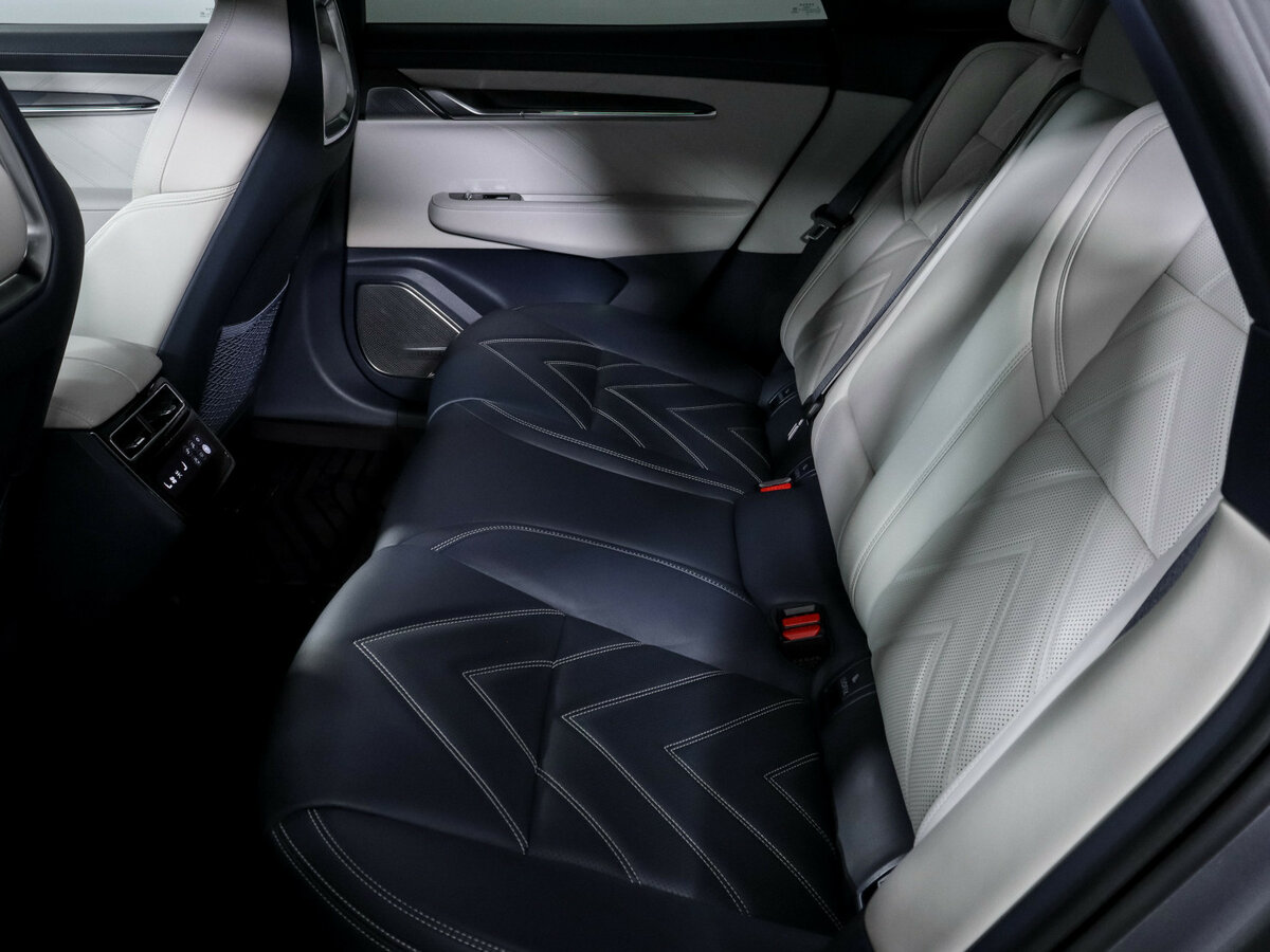 Купить Zeekr 001 100 kWh I, 2022, 69 719 км, фото №7