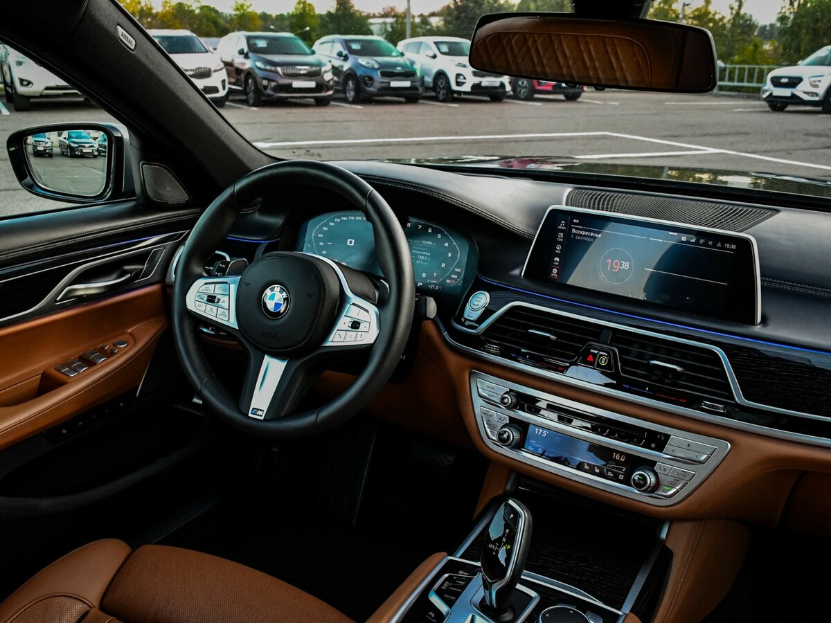 Купить BMW 7 серии 750d xDrive VI (G11/G12) Рестайлинг, 2019, 103 000 км, фото №9