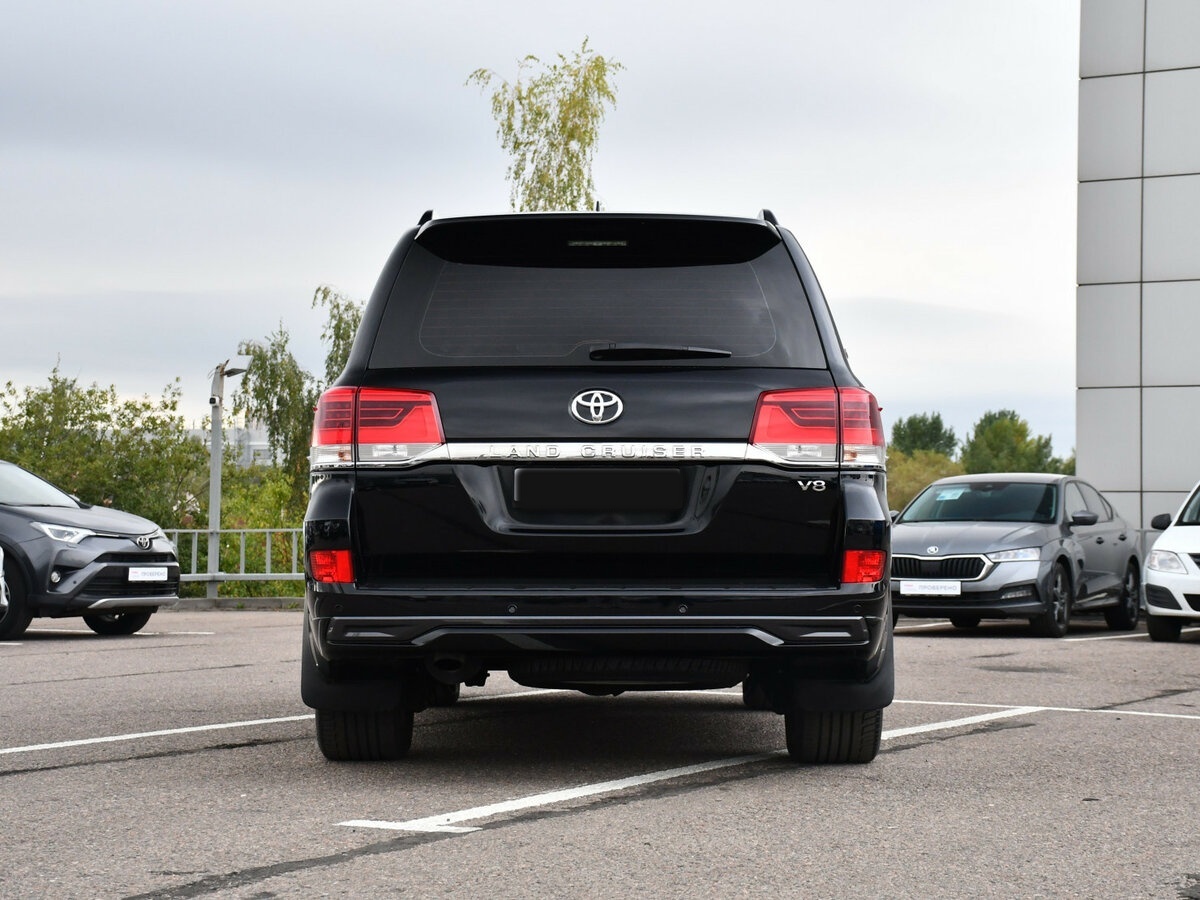 Купить Toyota Land Cruiser 200 Series Рестайлинг 2, 2017, 56 260 км, фото №6
