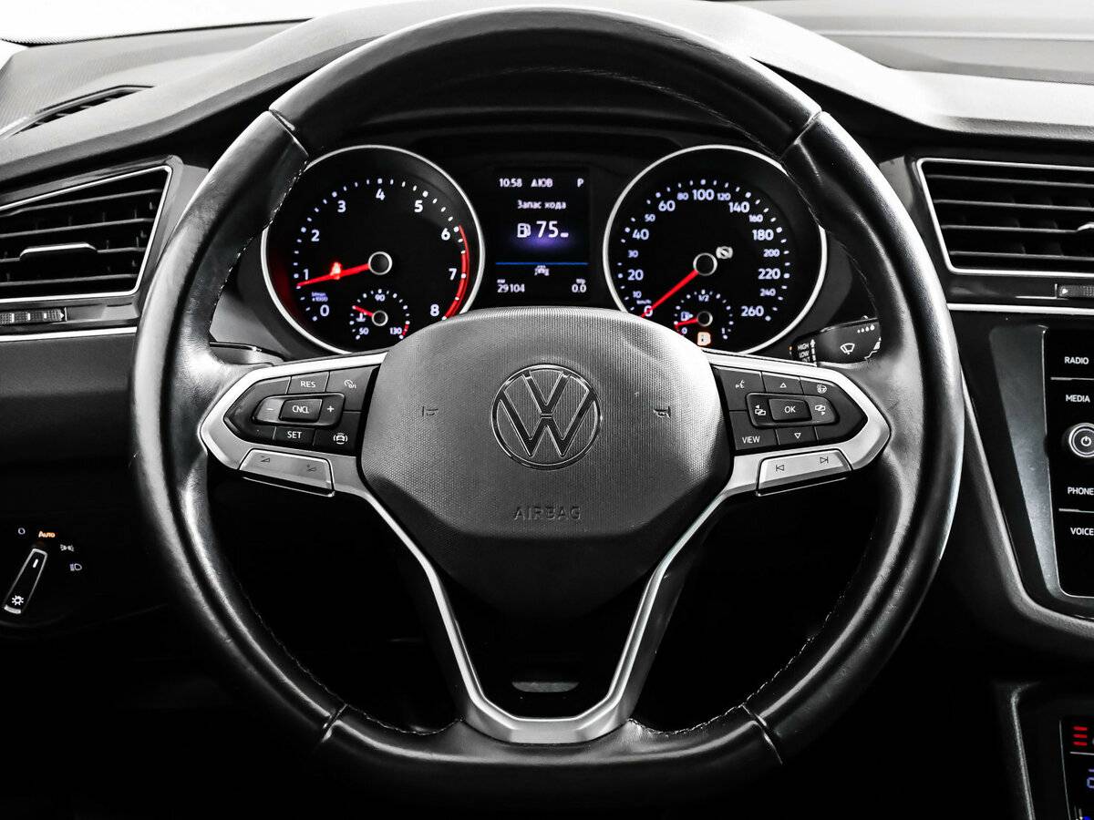 Купить Volkswagen Tiguan II Рестайлинг, 2020, 29 103 км, фото №12